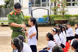 Tuyên truyền pháp luật cho 3.200 học sinh tại xã Bàu Cạn