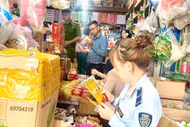 Mang Yang kiểm tra an toàn thực phẩm dịp Tết Trung thu