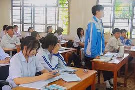 Gia Lai: Tiếp sức học sinh vùng khó trước kỳ thi tốt nghiệp THPT.