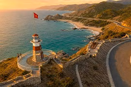 Hoài Nhơn Đông thông qua phương án thiết kế cột cờ và điểm check-in Mũi Gành