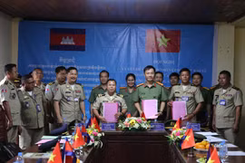 Gia Lai - Ratanakiri tăng cường phối hợp giữ vững an ninh biên giới