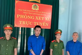 Xét xử trực tuyến vụ tàng trữ trái phép chất ma túy, bị cáo lĩnh 3 năm 6 tháng tù giam