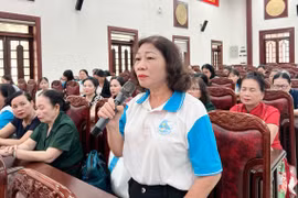 Đảng ủy phường Diên Hồng đối thoại với hội viên phụ nữ