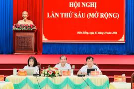 Đảng bộ phường Diên Hồng kết nạp đảng viên mới đạt 93,15% chỉ tiêu.