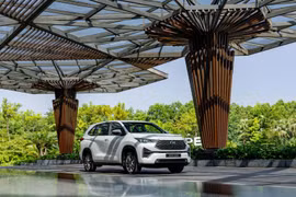 Toyota Innova Cross tại Việt Nam được nâng cấp trang bị, bổ sung công nghệ mới.