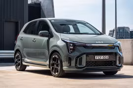 KIA Morning trở lại với thiết kế mới, giá hơn 300 triệu đồng.