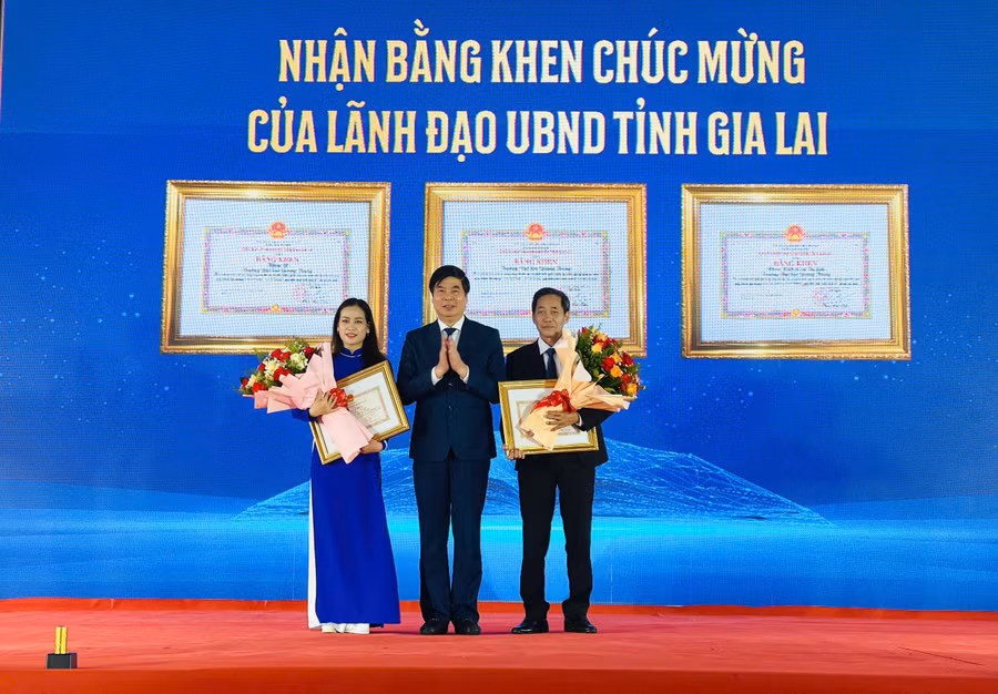 truong-dai-hoc-quang-trung-ky-niem-20-nam-thanh-lap.jpg