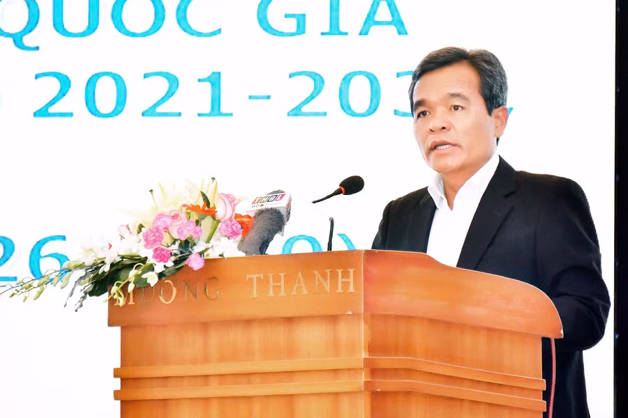 3-hoi-nghi-athuy.jpg