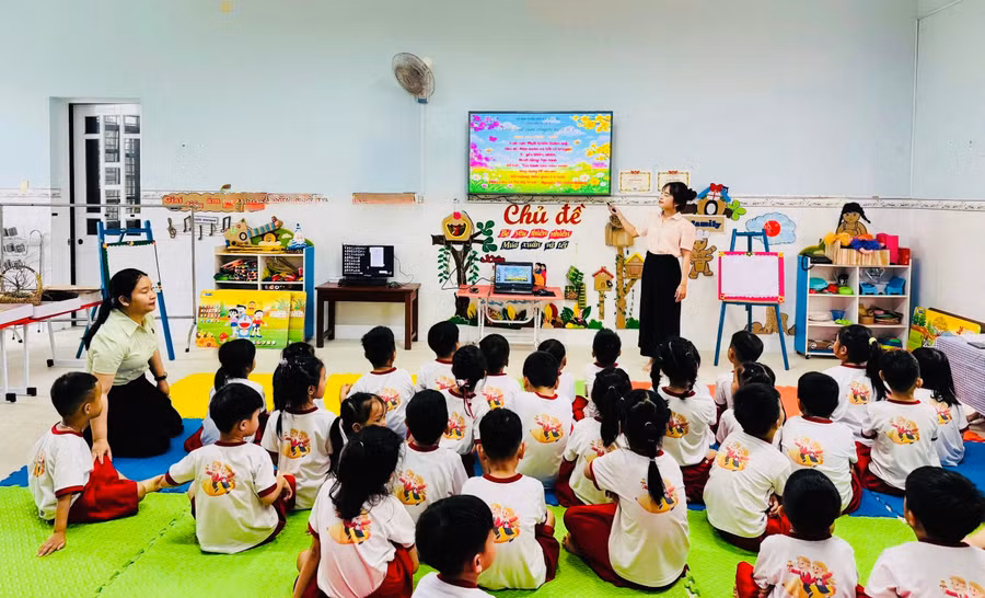 nhieu-giao-vien-lo-nhip-xet-thang-hang-chuc-danh-nghe-nghiep.jpg