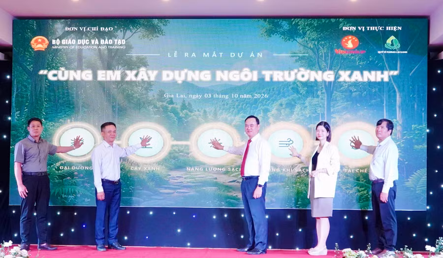 ra-mat-du-an-cung-em-xay-dung-ngoi-truong-xanh.jpg