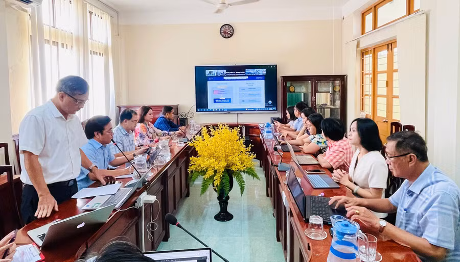 hoi-nghi-truc-tuyen-trien-khai-cong-tac-on-tap-thi-tot-nghiep-thpt-2026.jpg