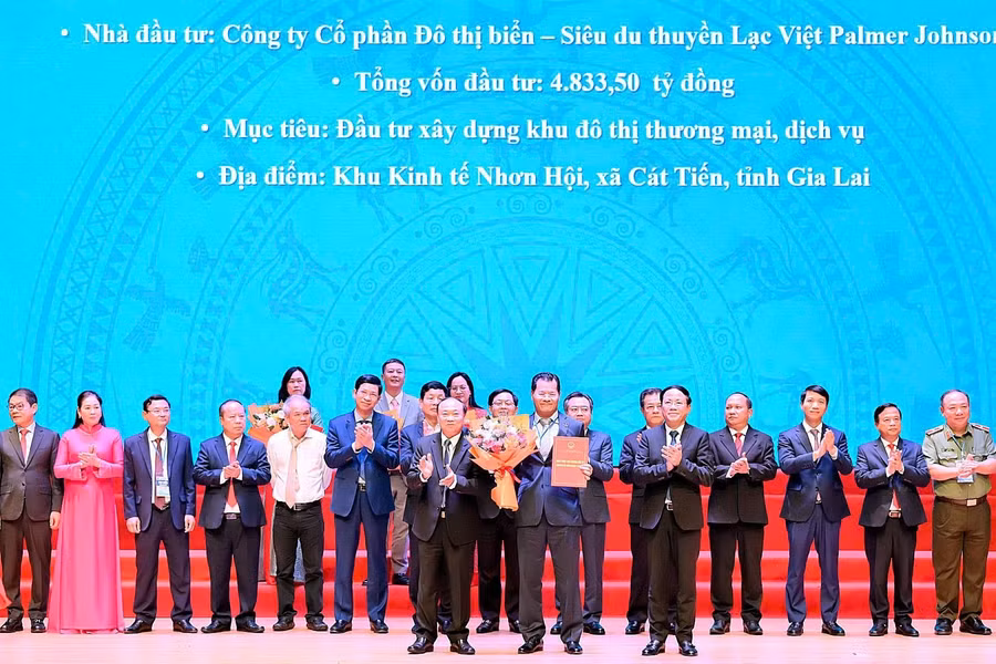 gen-h-z7666366886748-1d62e763acca69a279a8d36b0524c283.jpg
