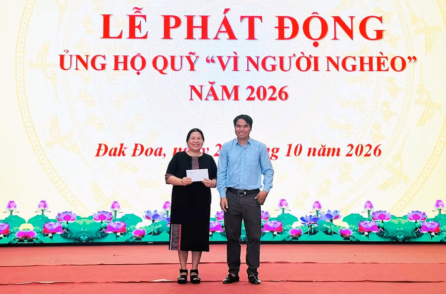 cac-ca-nhan-ung-ho-truc-tiep-tai-le-phat-dong.jpg