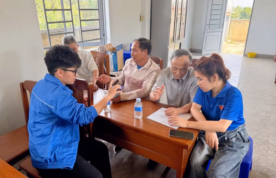 phuong-pleiku-tap-huan-trien-khai-mo-hinh-gia-su-so-tai-cac-to-dan-pho-tren-dia-ban.jpg