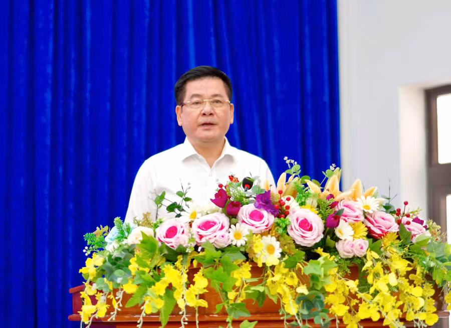 pho-chu-tich-quoc-hoi-nguyen-hong-dien-phat-bieu-tai-hoi-nghi.jpg