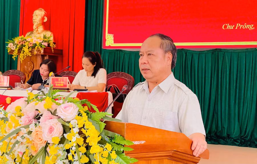 pho-bi-thu-tinh-uy-truong-doan-dai-bieu-quoc-hoi-tinh-phat-bieu-tai-hoi-nghi.jpg