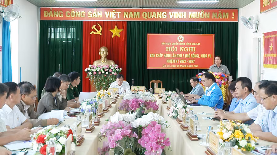 quang-canh-hoi-cuu-chien-binh-tinh-gia-lai-to-chuc-hoi-nghi-ban-chap-hanh-lan-thu-8-mo-rong-khoa-vii-nhiem-ky-2022-2027.jpg