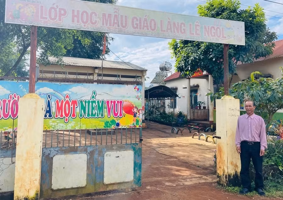 gia-dinh-ong-do-da-hien-800m2-dat-de-xay-dung-nha-van-hoa-cua-lang-va-diem-truong-mau-giaojpg.jpg