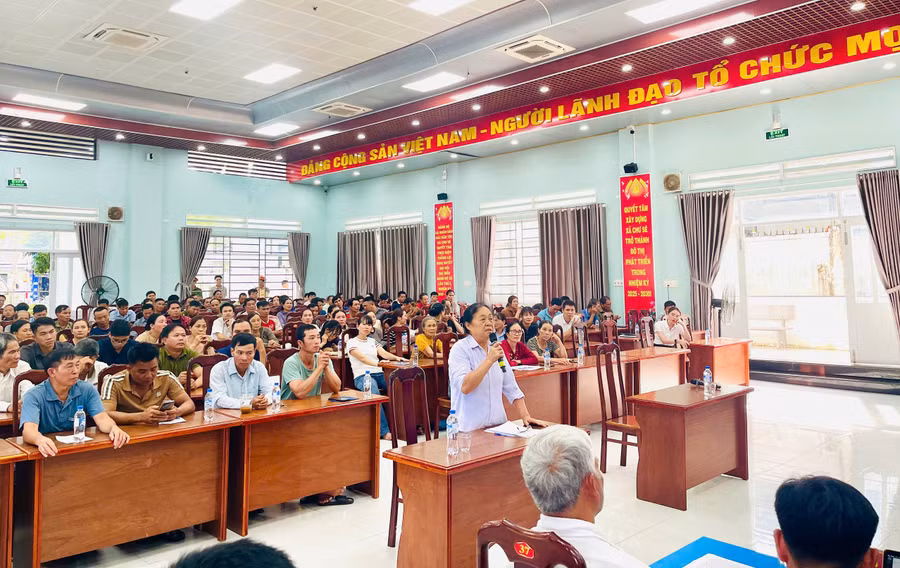 nguoi-dan-neu-kien-nghi-tai-buoi-doi-thoai.jpg