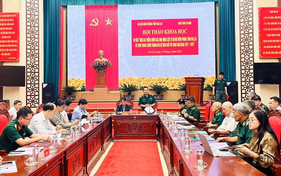 hoi-thao-khoa-hoc-ve-di-tich-nha-bia-tuong-niem-cac-anh-hung-liet-si-bo-doi-bien-phong-tinh.jpg