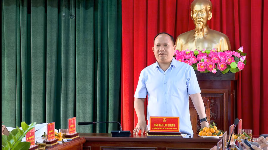 dong-chi-rah-lan-chung-phat-bieu-tai-buoi-lam-viec-voi-xa-chu-pah.jpg