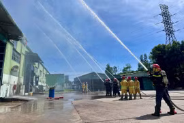 Thực tập phương án chữa cháy, CNCH tại Công ty TNHH Olam Việt Nam