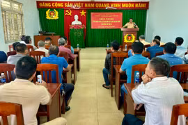 Tuyên truyền, kiểm tra ma túy đối với thuyền viên tại Cảng Quy Nhơn