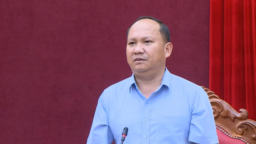 pho-bi-thu-thuong-truc-tinh-uy-rah-lan-chung-phat-bieu-chi-dao-tai-buoi-lam-viec.jpg