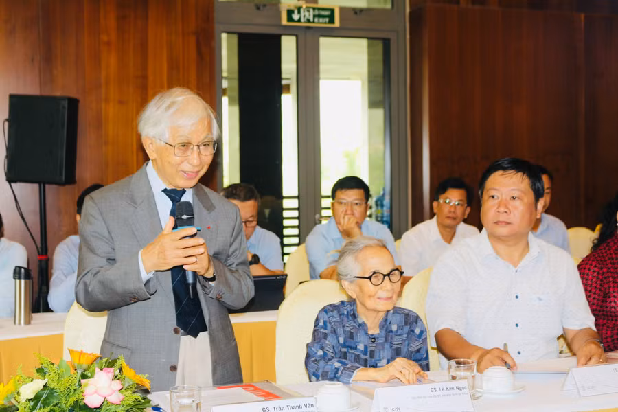 gs-tran-thanh-van-phat-bieu.jpg