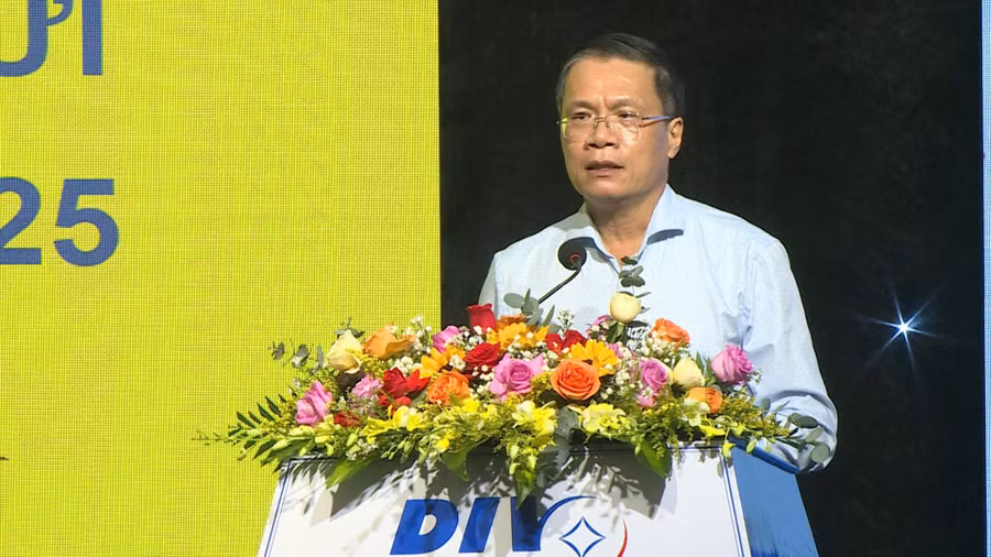 pham-bao-lam-chu-tich-hdqt-bhtgvn-phat-bieu.jpg