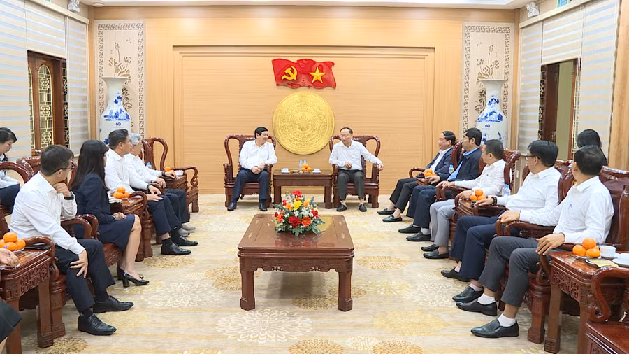 bi-thu-tinh-uy-gia-lai-thai-dai-ngoc-danh-gia-cao-su-chia-se-cua-bidv-doi-voi-tinh-trong-qua-trinh-khac-phuc-hau-qua-bao-lu.png
