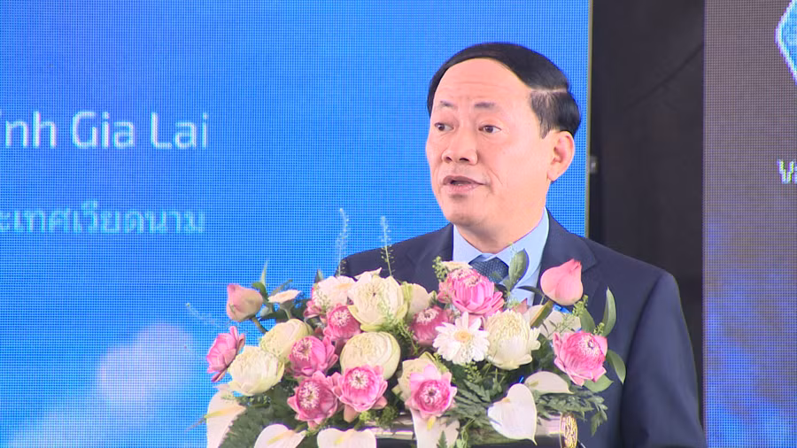 chu-tich-tinh-pb-tai-buoi-le-h2.jpg