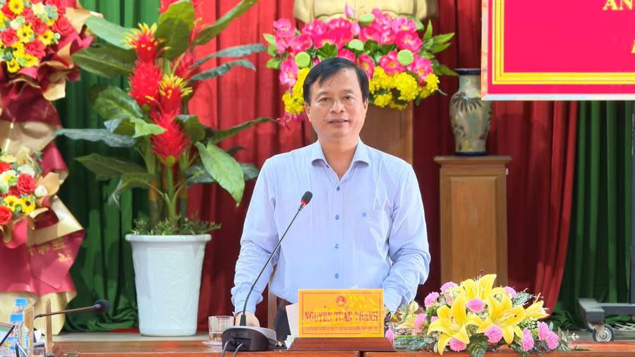 pho-chu-tich-thuong-truc-ubnd-tinh-nguyen-tuan-thanh-phat-bieu-chi-dao-tai-buoi-lam-viec.jpg