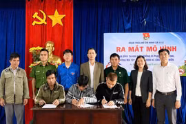 Ra mắt mô hình gia đình thanh niên không vi phạm giao thông, không ma túy xã Ia Le