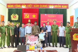 Công an xã Đức Cơ ra mắt mô hình dân vận khéo “Mẹ đỡ đầu” 