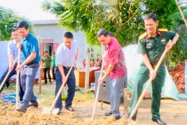 Khởi công xây dựng Nhà Đại đoàn kết cho hộ nghèo xã Chư A Thai 
