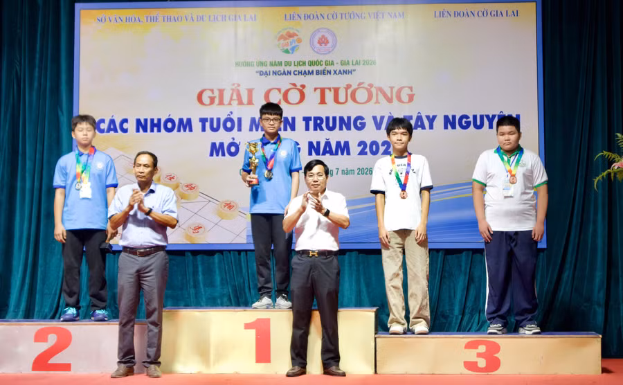 gia-lai-boi-thu-101-huy-chuong-tai-giai-co-tuong-cac-nhom-tuoi-mien-trung-va-tay-nguyen-mo-rong-nam-2026-4.jpg