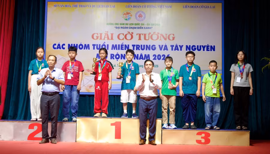 gia-lai-boi-thu-101-huy-chuong-tai-giai-co-tuong-cac-nhom-tuoi-mien-trung-va-tay-nguyen-mo-rong-nam-2026-1.jpg