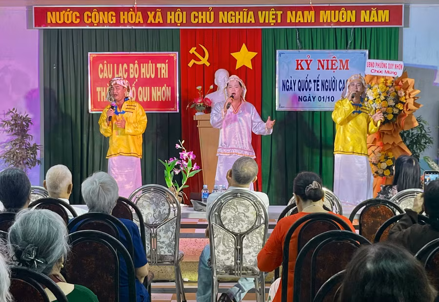 cau-lac-bo-huu-tri-quy-nhon-4.jpg