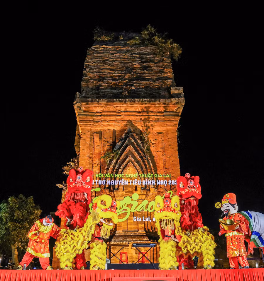 5-trai-nghiem-noi-bien-lien-rung.jpg