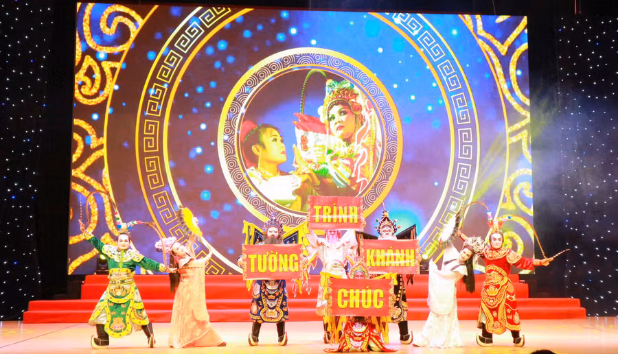 hang-tram-doanh-nghiep-khao-sat-san-pham-du-lich-tai-gia-lai-2.jpg