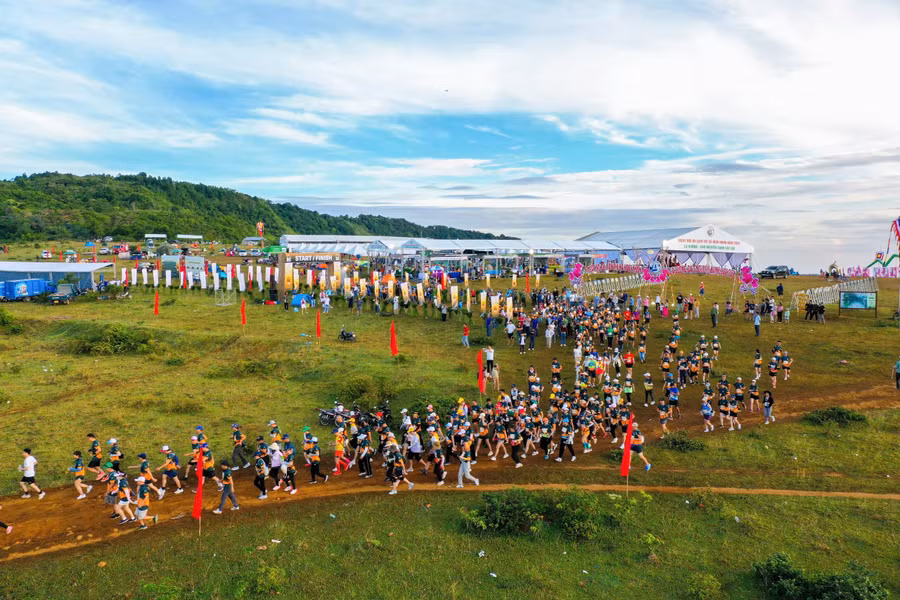 tuan-le-du-lich-xanh-sac-la-vuong-vuon-xa-khat-vong-1.jpg