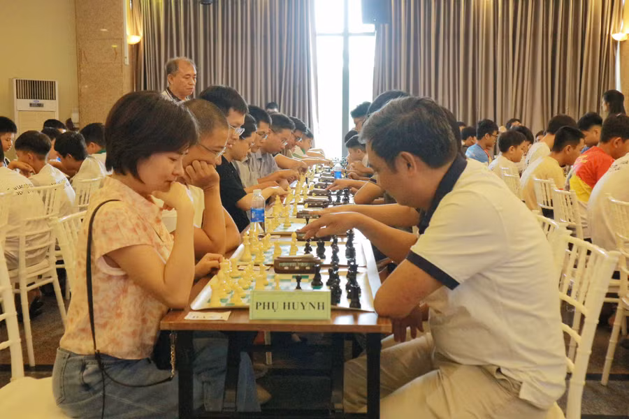 giai-co-vua-chao-mung-nam-hoc-moi-mo-rong-nam-2026-3.jpg