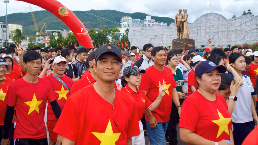 cung-viet-nam-tien-buoc-9.jpg