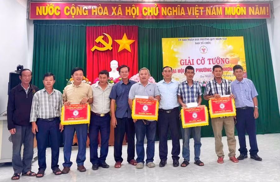 giai-co-tuong-dai-hoi-tdtt-phuong-quy-nhon-tay-2065.jpg