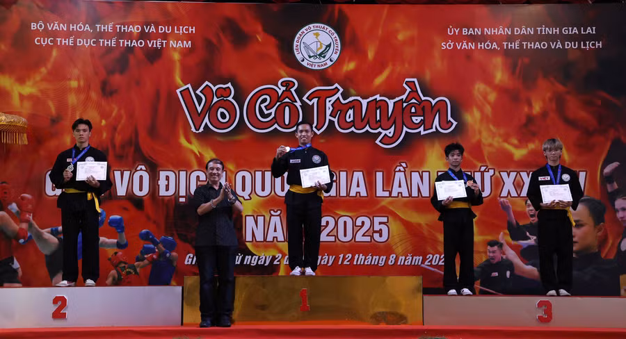 170-5646.jpg