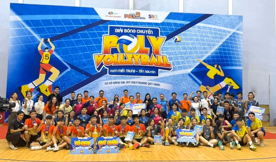 giai-bong-chuyen-poly-volleyball-6836.jpg