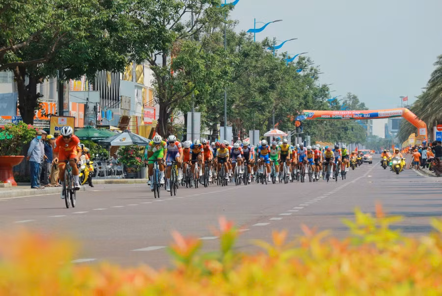 chang-13-giai-dua-xe-dap-tranh-cup-truyen-hinh-tp-ho-chi-minh-nam-2026-2.jpg