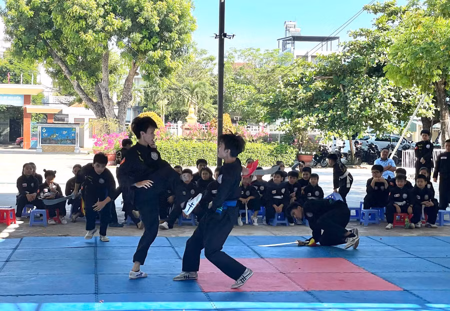 130-vo-sinh-vo-duong-phan-hoa-tham-gia-thi-nang-dai-vo-co-truyen.jpg