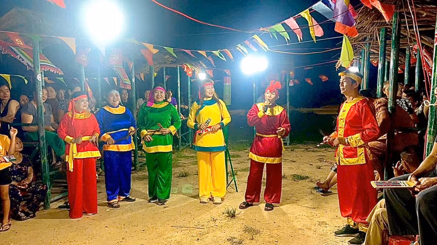 giu-nhip-bai-choi-giua-lang-que-an-nhon-tay-1.jpg